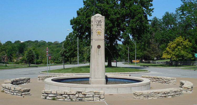 American War Mothers Memorial Fountain