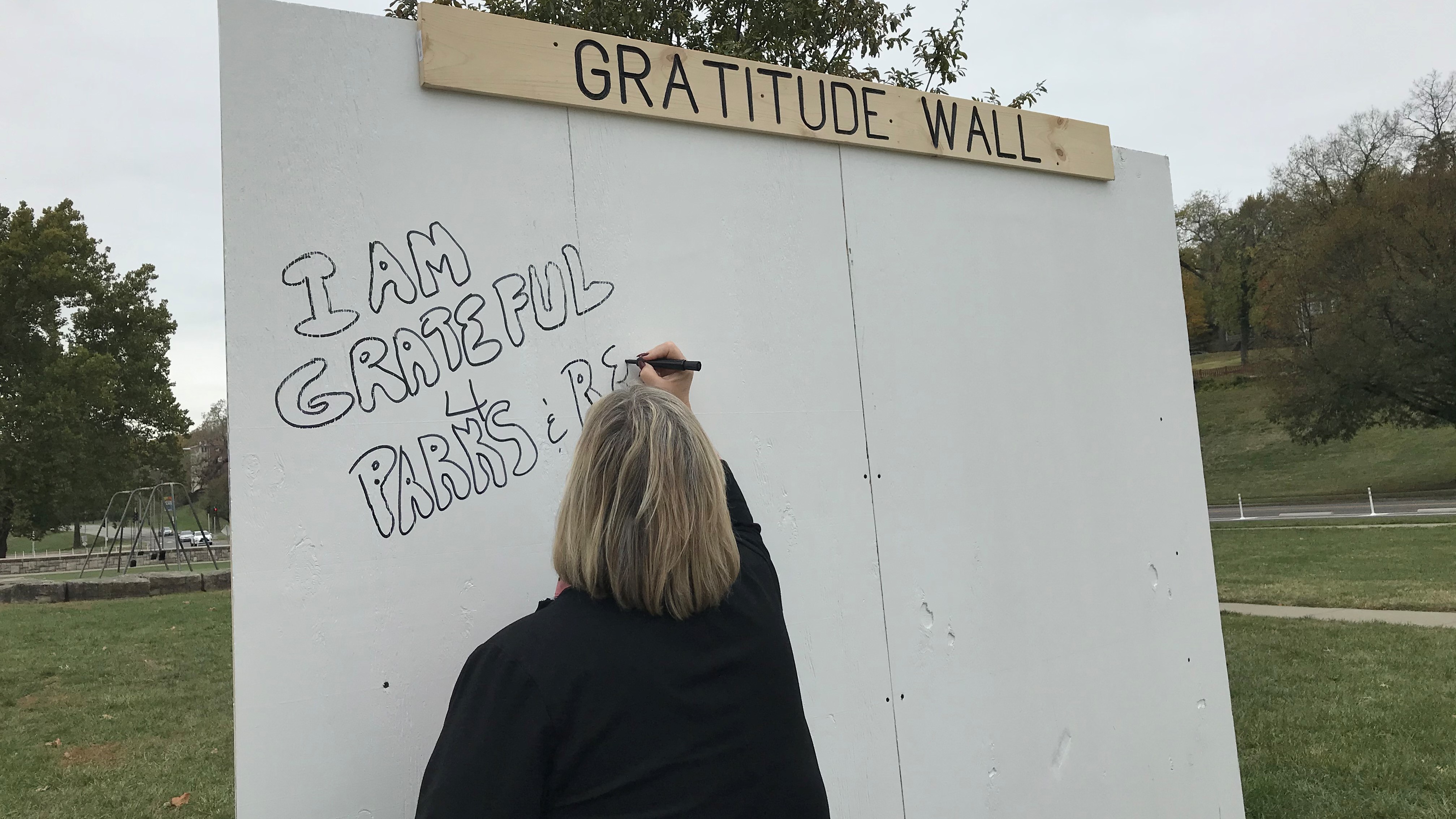 KC Parks Offers Community Gratitude Walls