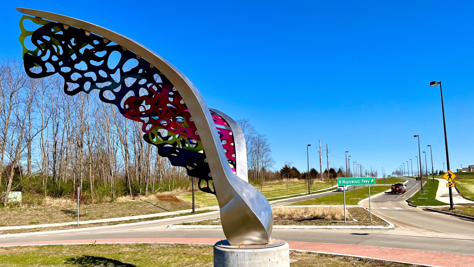 New work of public art for Maplewoods Parkway